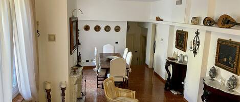 Smart TV, DVD player, books, music library