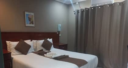 ShakeVille Guest House