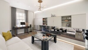 Interior - Impeccable 1-bed House in London (London)