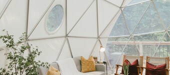 "Home Sweet Dome" MODERN TREEHOUSE STAY w/ Hot Tub
