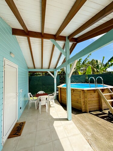 Bungalow confortable avec Piscine et jacuzzi 