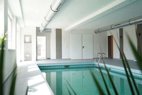 Ferienwohnung mit beheiztem Innenpool und Sauna - Haus Meta Whg. 3