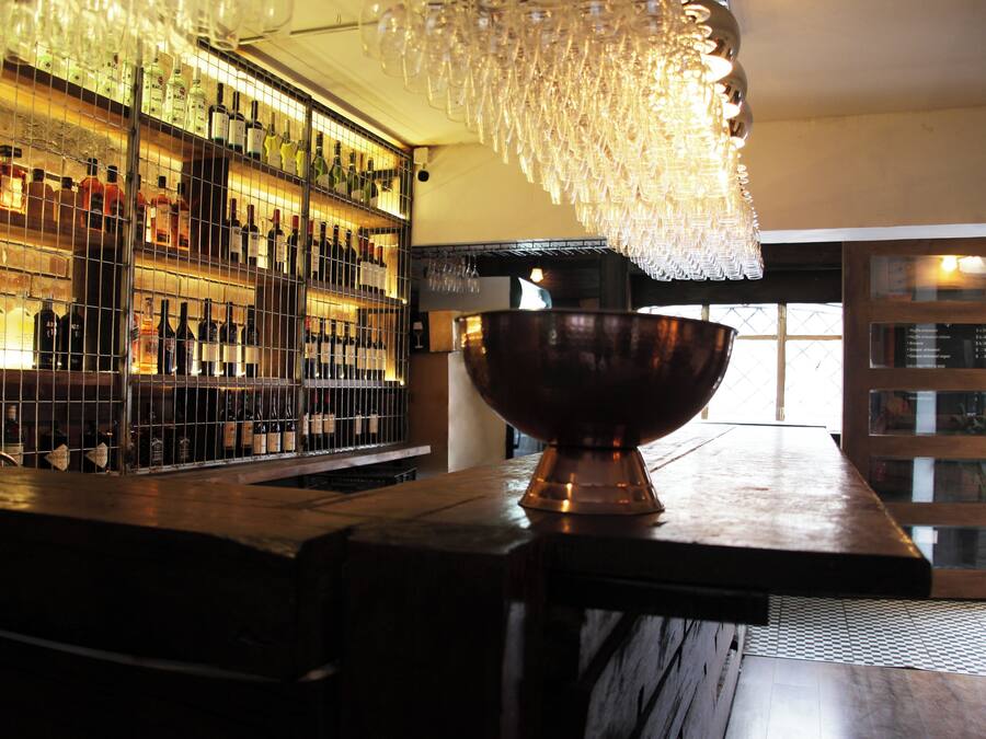 Bar (en la propiedad)