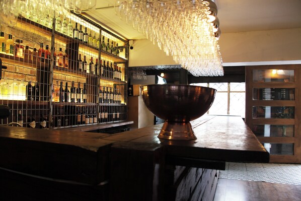 Bar (en la propiedad)