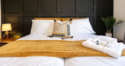 Stylish Railway Themed House - Central Warrington