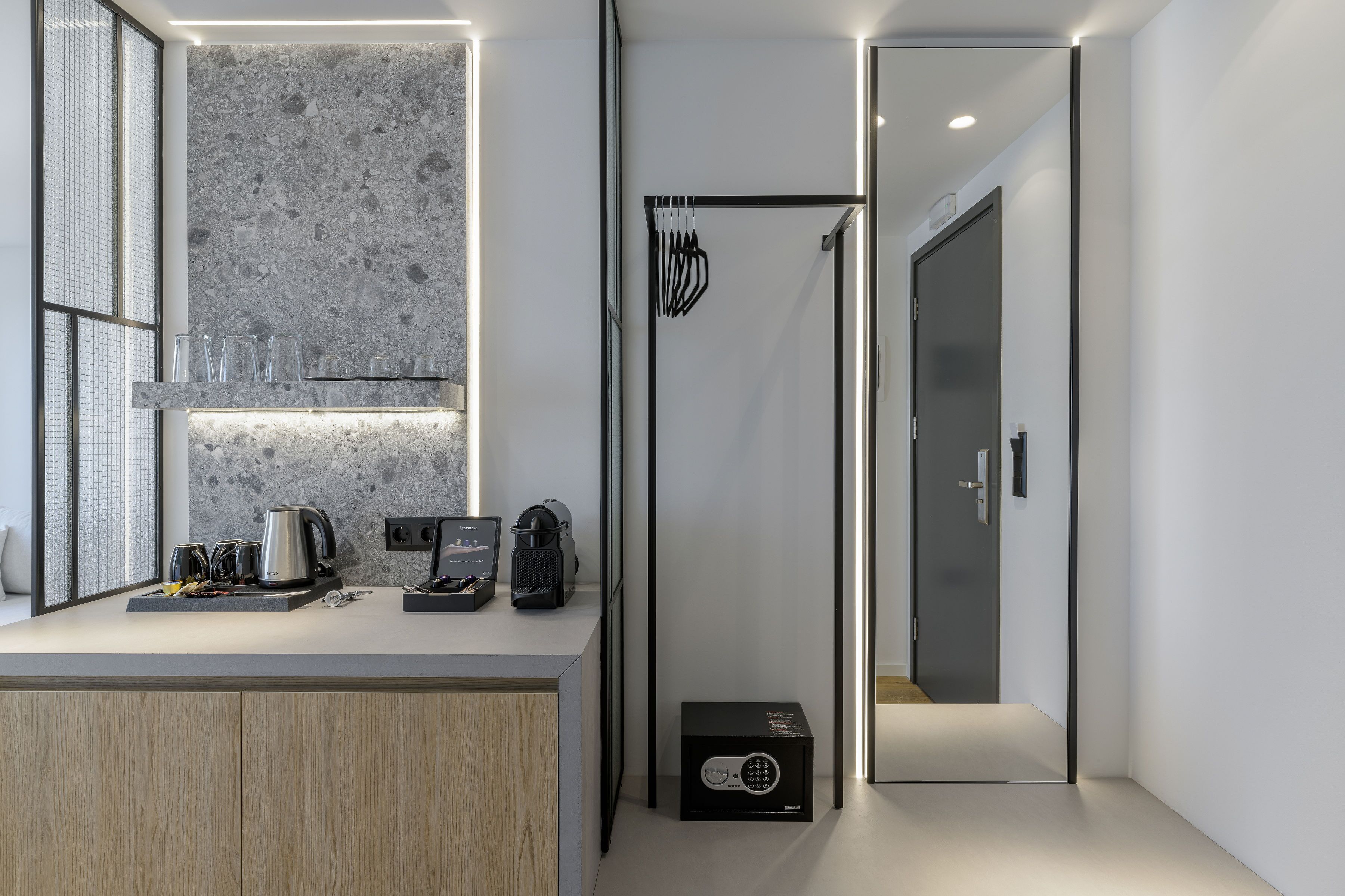 Photo - Acropolis Magenta Luxury Suites