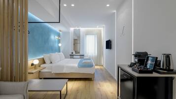 Superior Suite | In-room safe, blackout curtains, soundproofing, free WiFi