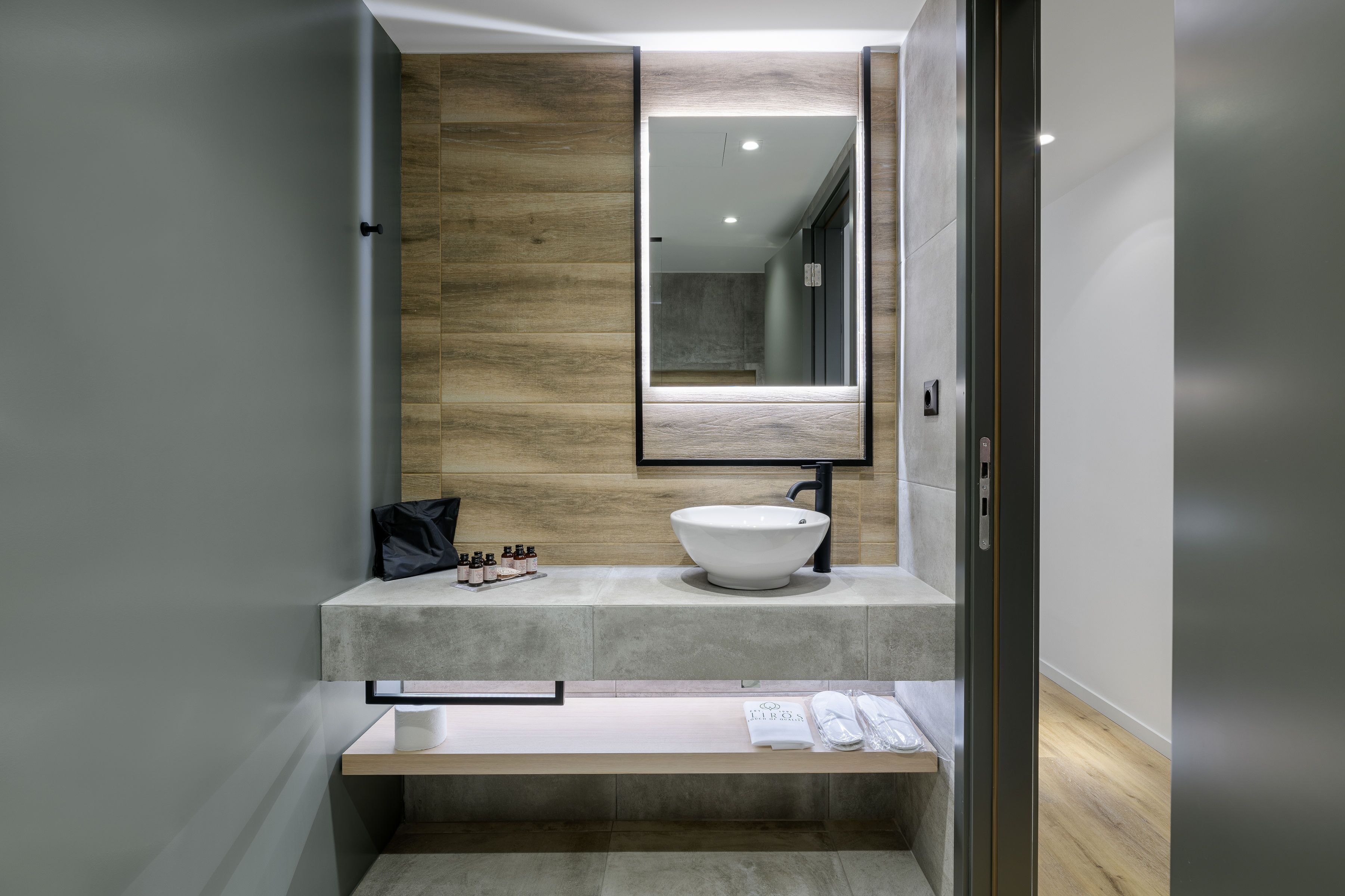 Photo - Acropolis Magenta Luxury Suites