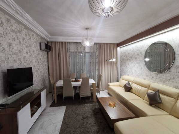 Smart TV - Bel apparte attractif el mesk ain zagouen (Tunis)