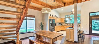 Mountain-Modern Unit: Golf, Hike, Ski & More!