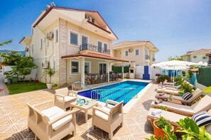 Pool - Villa Heyday - Four Bedroom Villa, Sleeps 10 (Dalyan)