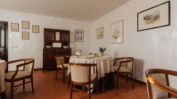 Daily buffet breakfast (EUR 12 per person)
