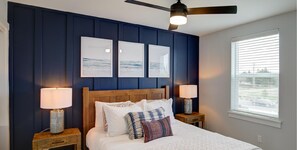 3 bedrooms, internet, bed sheets