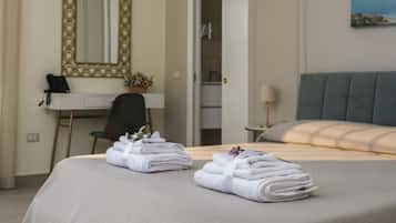 Minibar, in-room safe, desk, free WiFi