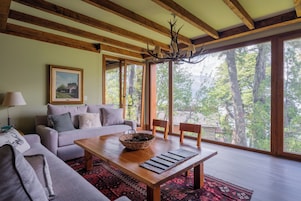 Apartment, 3 Bedrooms (Lenga 1B) | Living area