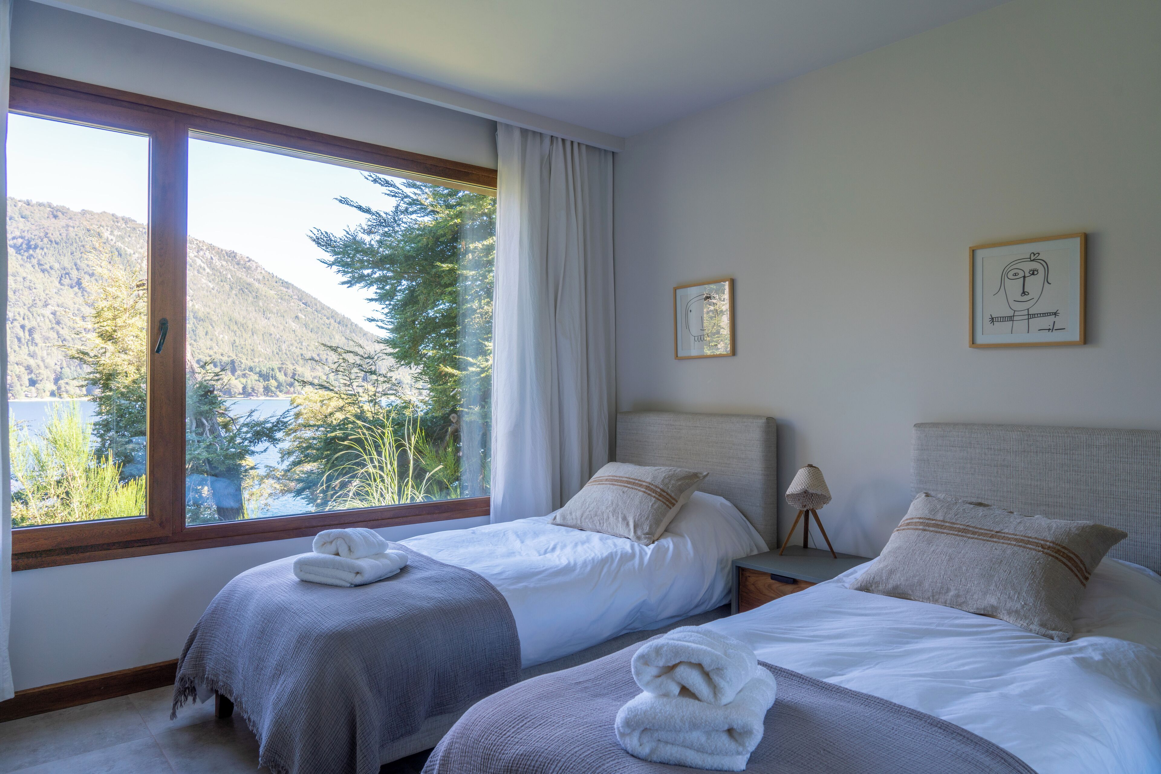 ARRAYAN -1A | Couette en duvet d'oie, coffres-forts dans les chambres