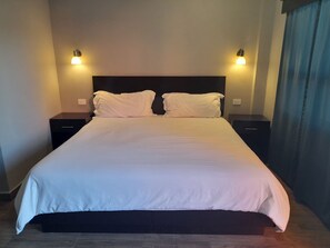 Classic Single Room | Iron/ironing board, free WiFi, bed sheets - HOTEL YADO INN (Hidalgo)