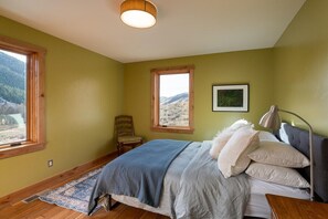 2 bedrooms, WiFi, wheelchair access