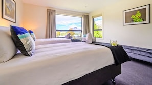 3 bedrooms, WiFi, bed sheets - Charming Jewel Queenstown (Queenstown)