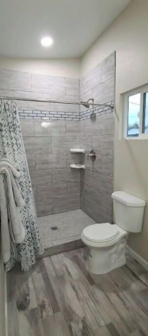 Shower - Alta Vista Casita (Tucson)