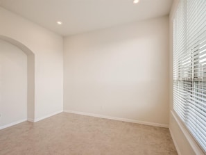 Interior - Meticulously-maintained 3-BR Townhouse w/ Backyard ~ Double-Story! (Richmond)