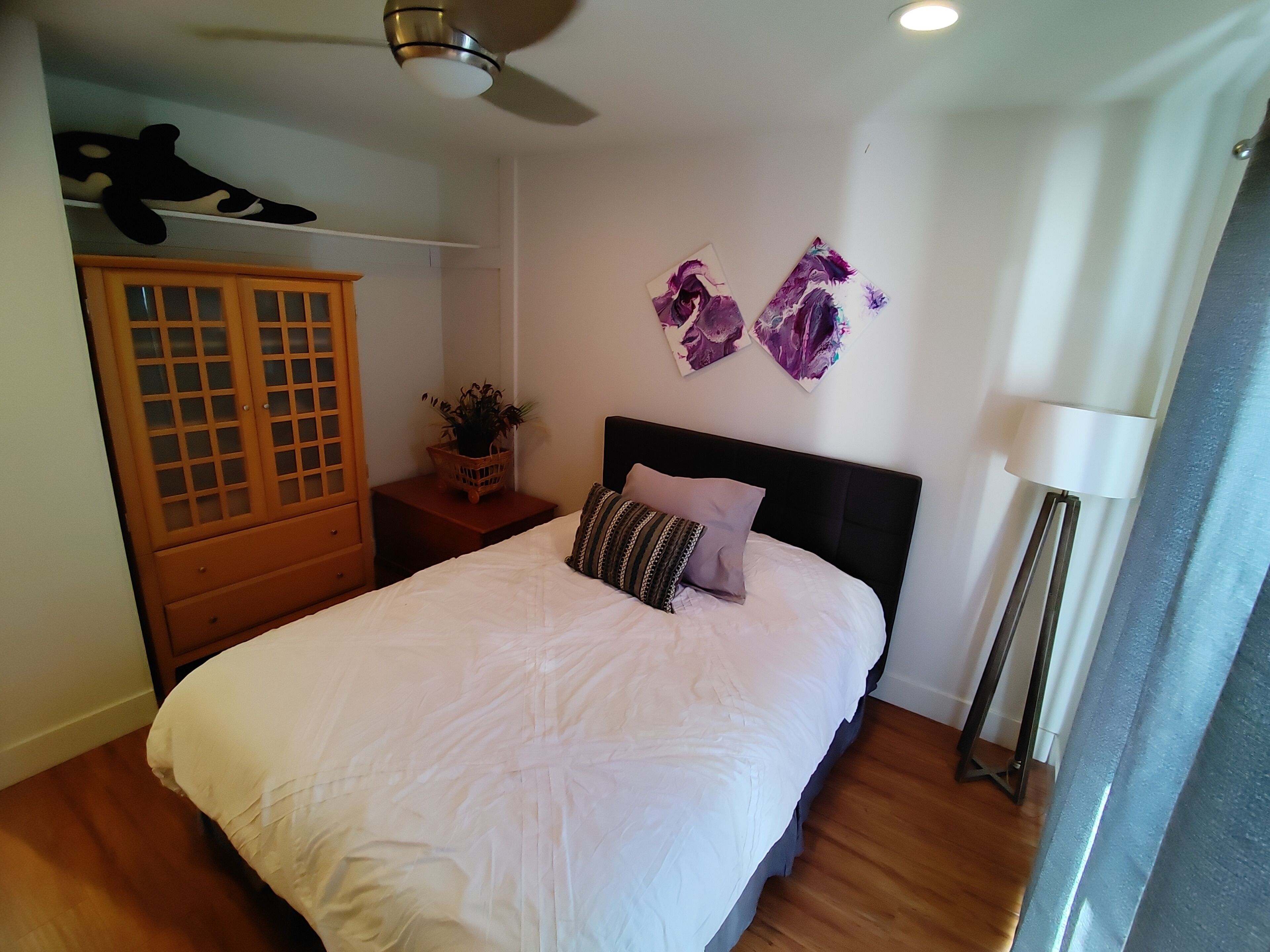 2 chambres, bureau, Wi-Fi, literie fournie