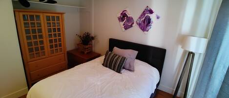 2 chambres, bureau, Wi-Fi, draps fournis