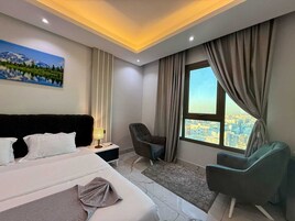 Standard Double Room | Laptop workspace, iron/ironing board, free WiFi