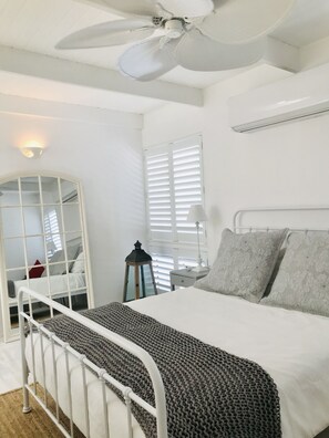 1 chambre, fer et planche à repasser, accès au Wi-Fi (inclus)