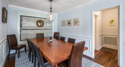 Spacious Family Home—Midtown Mobile; Huge Backyard; Pet friendly