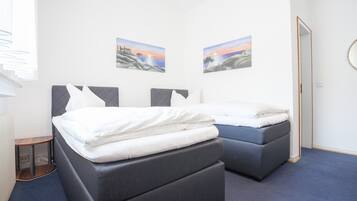 Standard Double or Twin Room | Premium bedding, minibar, desk, free WiFi