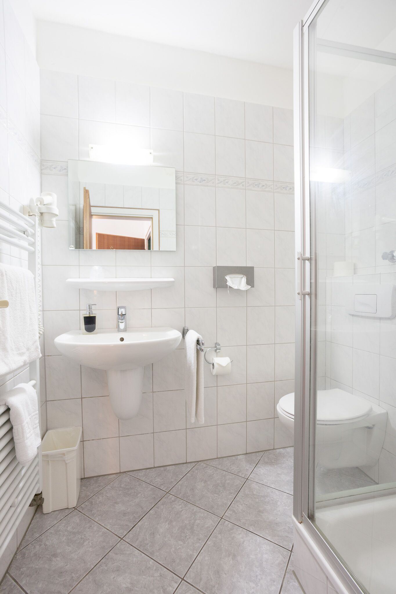 standard double or twin room | bathroom | shower, hair dryer, towels