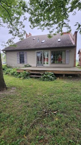 Historic 1840s Lamoreaux House / Modern Addition