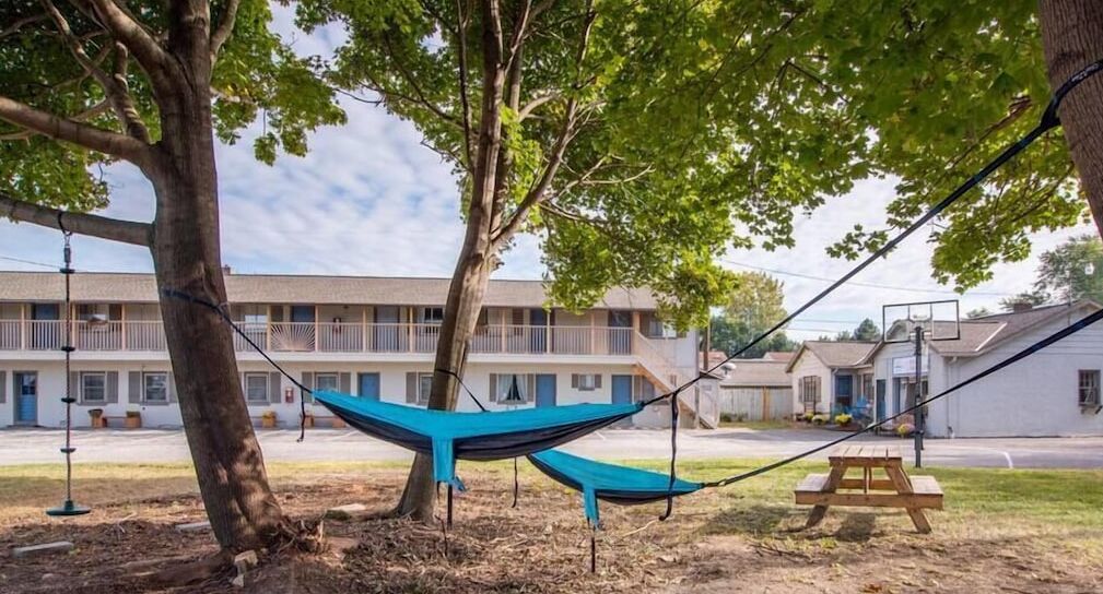 Unique Sandusky Retreat: Sleeps up to 66 -Ideal for large groups