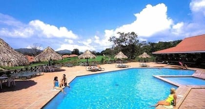 Villa Ocean Dreams Los Delfines Golf & Country Club