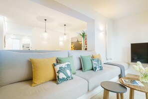 4 bedrooms, free WiFi, bed sheets - Remarkable 4-bed Apartment in Dublin 1 (Dublin)