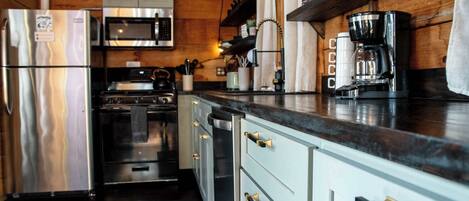 Plaque de cuisson, cafetière/bouilloire