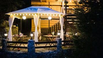 Restauration extérieure