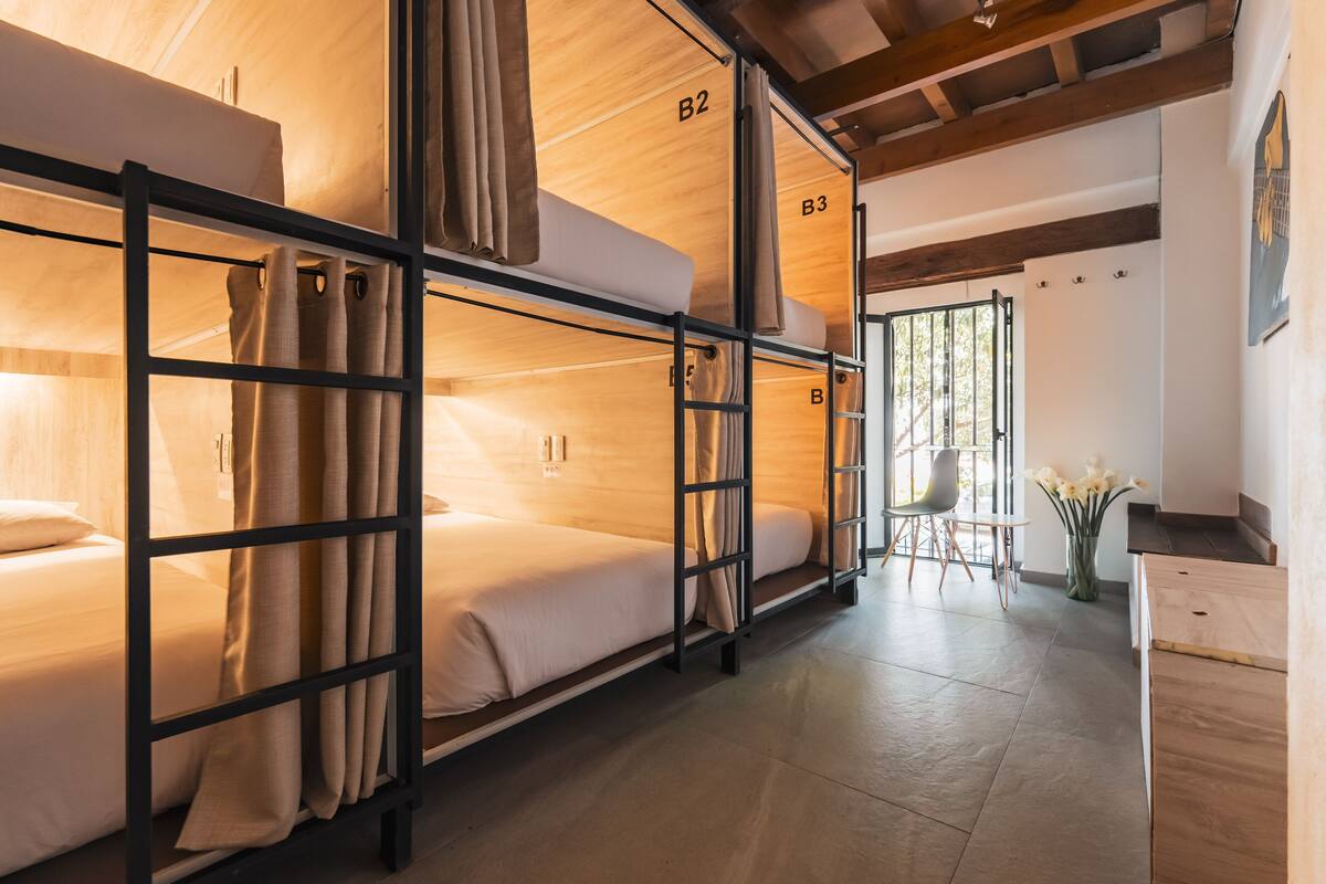 Frida Kahlo (Female Dorm Only) | Premium bedding, in-room safe, blackout drapes, WiFi (free)