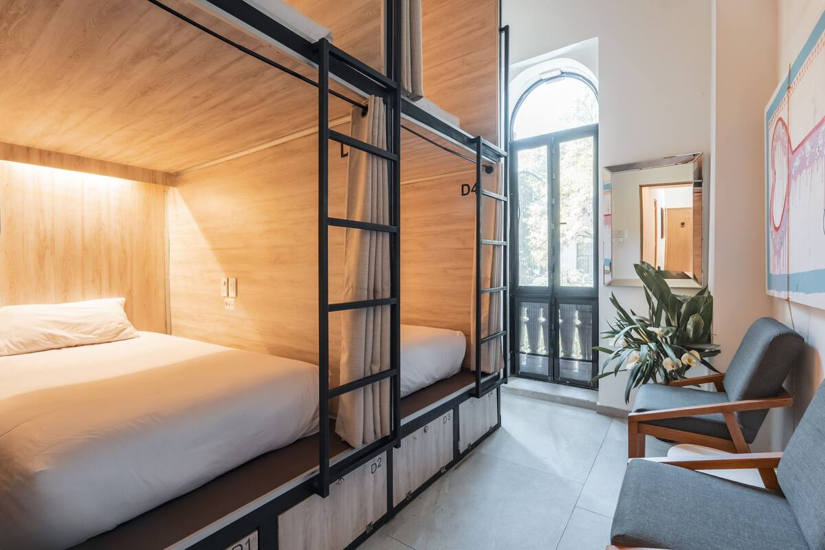 Sergio Hernandez (4 People Mixed Dorm) | Premium bedding, in-room safe, blackout drapes, WiFi (free)
