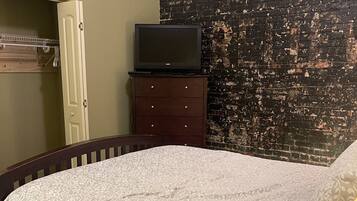 2 dormitorios, tabla de planchar con plancha, wifi gratis y ropa de cama