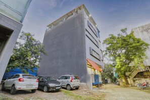 ที่จอดรถฟรี