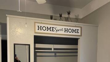 2 habitaciones y caja de seguridad en la habitación