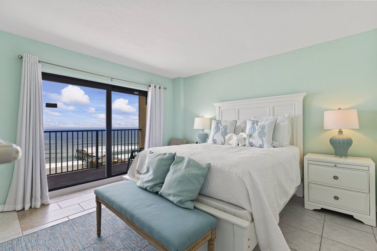 Condo Premier, 2 phòng ngủ | Bộ đồ giường cao cấp, bàn ủi/dụng cụ ủi quần áo