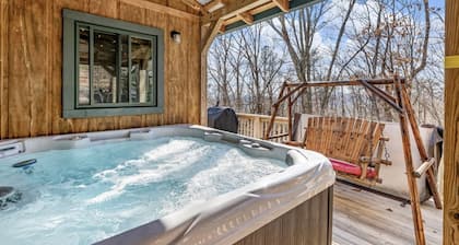 Mountain escape with hot tub