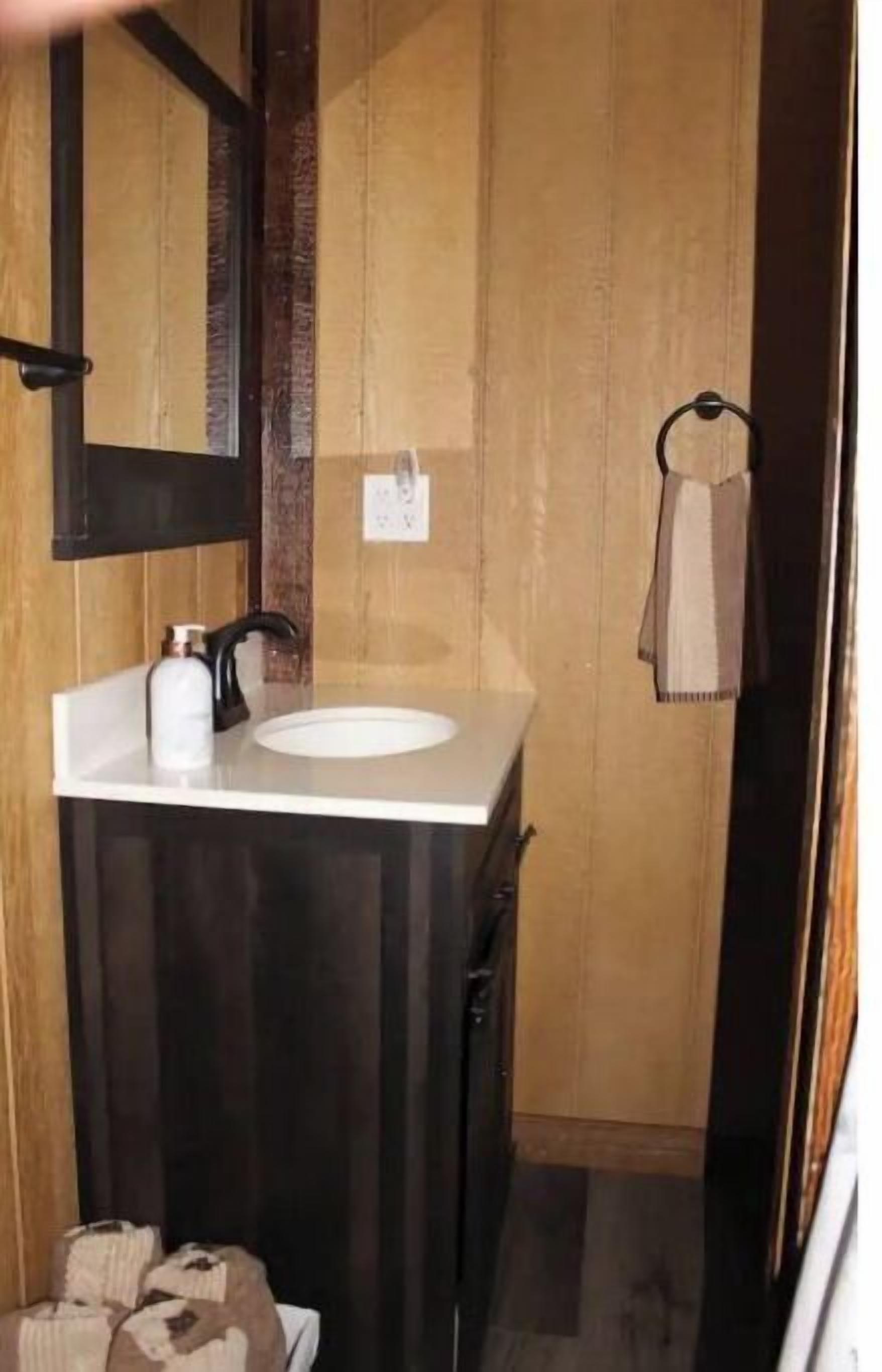 Towels, toilet paper