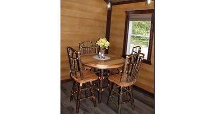 Deer Lodge (Secluded in Amish Country and peaceful)