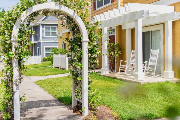 Terrace/patio - Villas at Seven Dwarfs (Kissimmee)