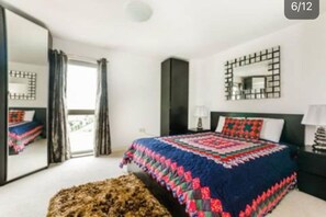 2 Schlafzimmer, Bügeleisen/Bügelbrett, kostenloses WLAN