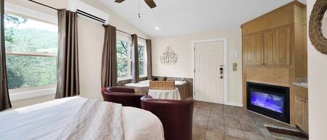 1 chambre, fer et planche à repasser, Wi-Fi gratuit, draps fournis